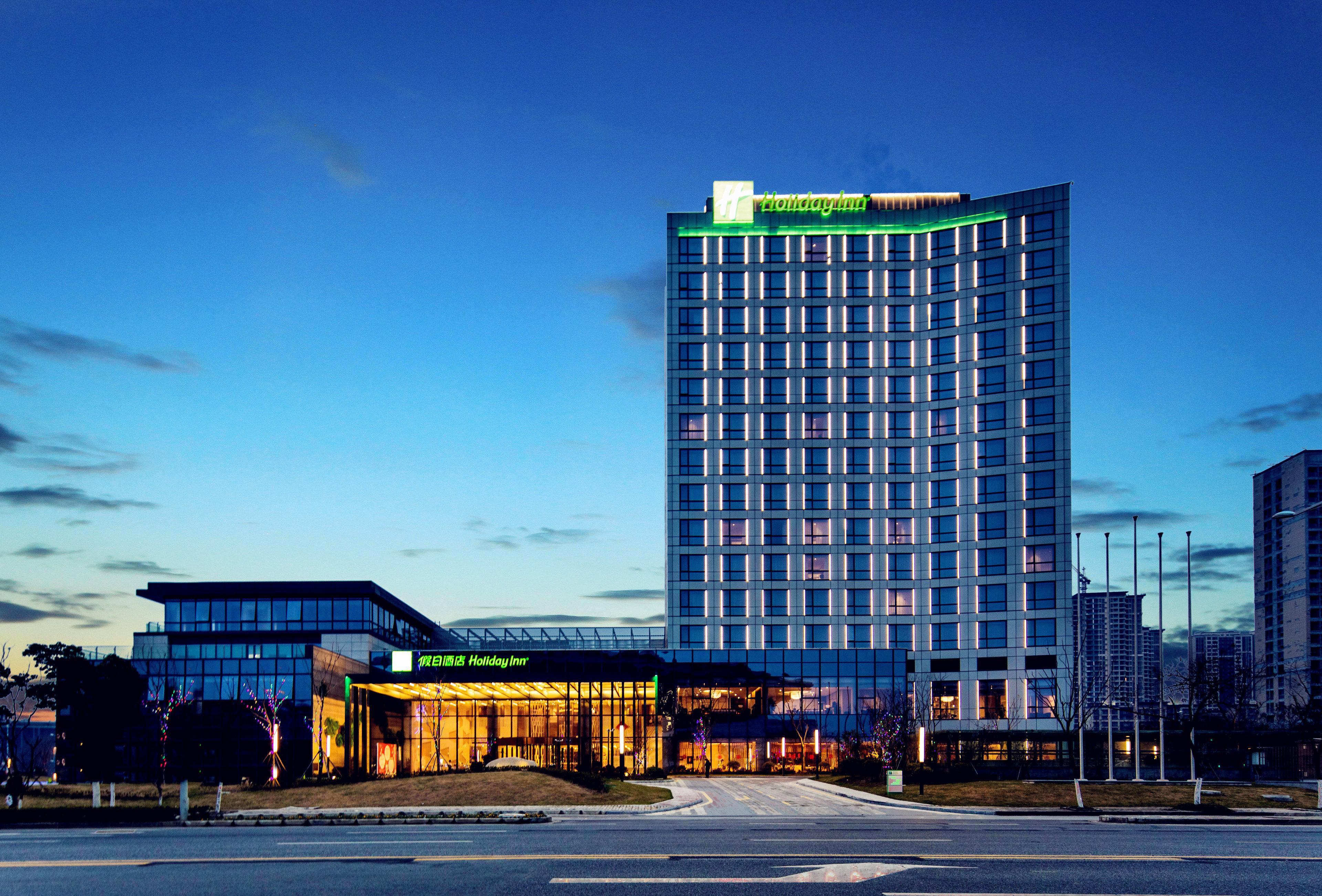 Holiday Inn Wuxi Taihu New City By Ihg Экстерьер фото